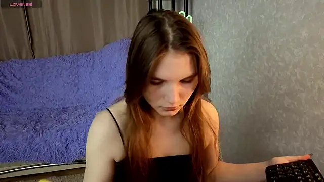 Snapshot of Nika_OMG chatting on 10-08-25, 07:03 Nika OMG online show from 10-08-25, 07:03