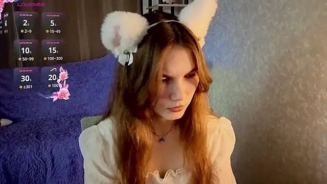 Snapshot of Nika_OMG chatting on 10-03-25, 08:32 Nika OMG online show from 10-03-25, 08:32