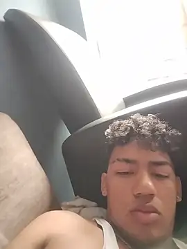 Snapshot of Lale-Adrian chatting on 06-05-26, 01:50 Lale-Adrian online show from 06-05-26, 01:50