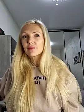 Monna online show from 11-03-25, 02:42