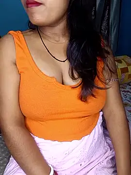 Snapshot of Naughty-Chaaya chatting on 04-10-26, 05:53 Naughty-Chaaya online show from 04-10-26, 05:53