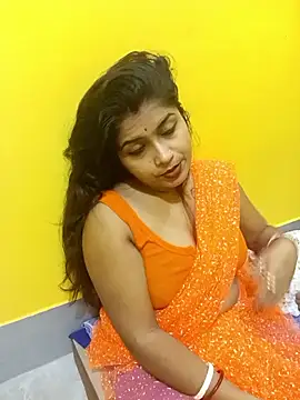 Snapshot of Naughty-Chaaya chatting on 09-23-25, 06:37 Naughty-Chaaya online show from 09-23-25, 06:37