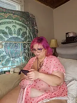 g0lden are0las89 online show from 10-04-25, 09:49