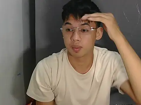 Snapshot of Hardcockeson chatting on 10-15-25, 12:31 Hardcockeson online show from 10-15-25, 12:31