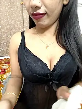 priya 26 online show from 10-17-25, 01:24