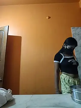 Snapshot of priya_26 chatting on 06-22-26, 07:22 priya 26 online show from 06-22-26, 07:22
