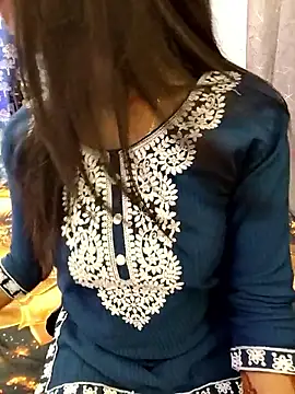 Snapshot of priya_26 chatting on 05-03-26, 10:42 priya 26 online show from 05-03-26, 10:42