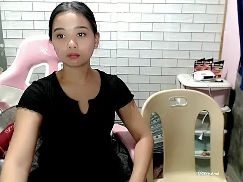 Rainea149 online show from 02-07-26, 02:58