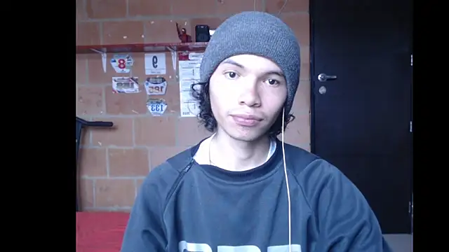 Xoxo Smiles online show from 09-23-25, 04:47