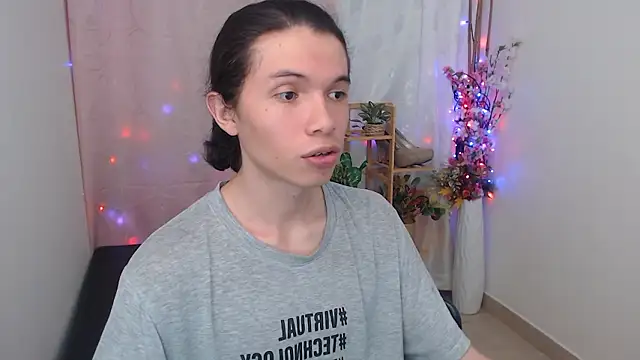 Xoxo Smiles online show from 02-09-26, 10:30