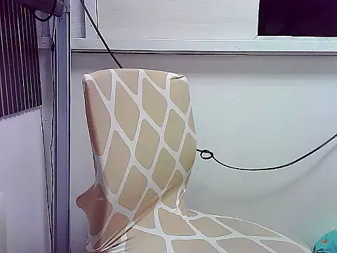 BIGCLONG4U online show from 10-17-25, 06:43