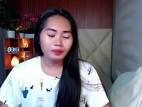 Snapshot of sluttyprincess0 chatting on 10-01-25, 11:19 sluttyprincess0 online show from 10-01-25, 11:19