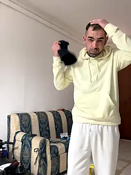 Snapshot of Nonsoilmionome89 chatting on 12-16-25, 12:09 Nonsoilmionome89 online show from 12-16-25, 12:09