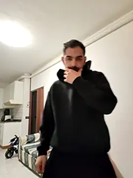 Snapshot of Nonsoilmionome89 chatting on 03-28-26, 02:12 Nonsoilmionome89 online show from 03-28-26, 02:12