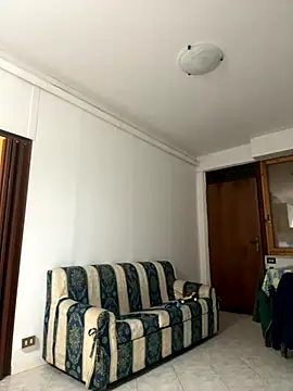 Snapshot of Nonsoilmionome89 chatting on 10-25-25, 11:16 Nonsoilmionome89 online show from 10-25-25, 11:16