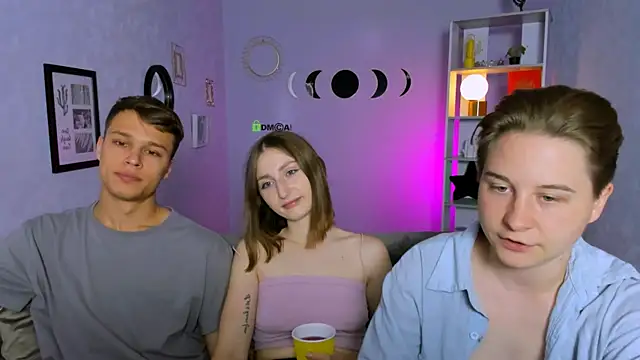 eva smiith  online show from 09-10-25, 05:50