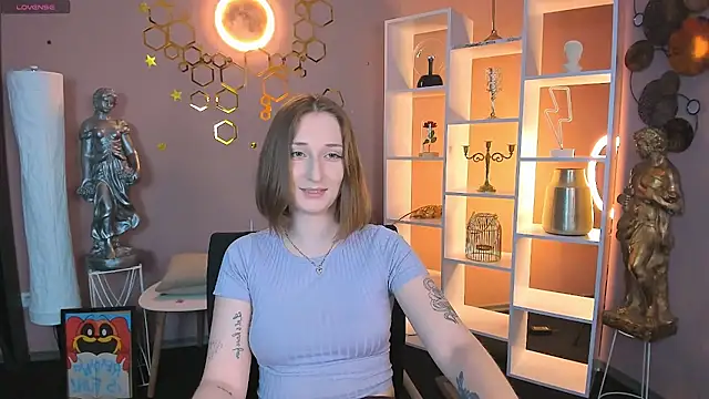 eva smiith  online show from 06-04-26, 05:45