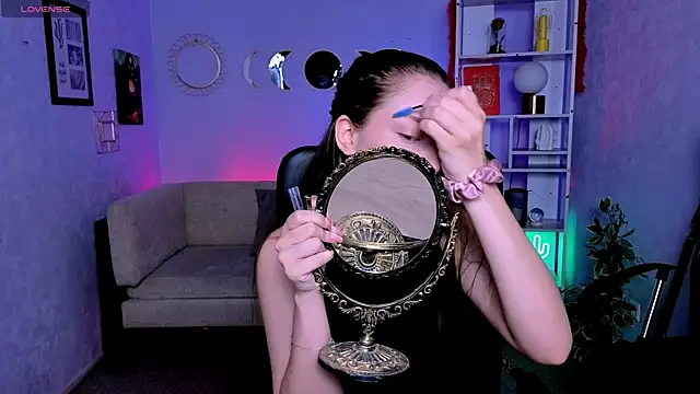 eva smiith  online show from 06-02-26, 05:40