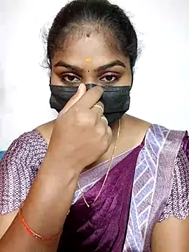Snapshot of Tamil_Princess12 chatting on 06-04-26, 05:39 Tamil Princess12 online show from 06-04-26, 05:39
