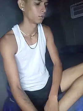 Snapshot of God_Eros_23cm chatting on 10-23-25, 04:00 God Eros 23cm online show from 10-23-25, 04:00