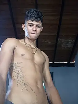 Snapshot of God_Eros_23cm chatting on 05-09-26, 01:25 God Eros 23cm online show from 05-09-26, 01:25