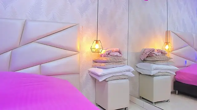 Snapshot of lulukawai16 chatting on 11-14-25, 07:17 lulukawai16 online show from 11-14-25, 07:17