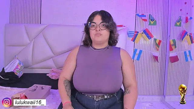 lulukawai16 online show from 06-23-26, 07:01
