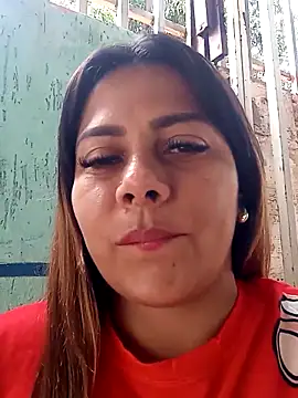 Snapshot of camila_rogue chatting on 10-17-25, 01:13 camila rogue online show from 10-17-25, 01:13