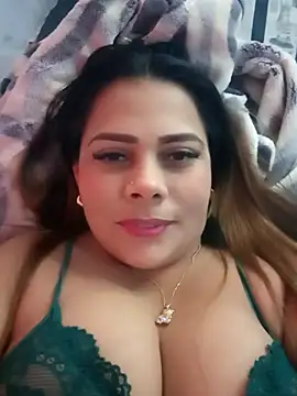 Snapshot of camila_rogue chatting on 09-14-25, 01:55 camila rogue online show from 09-14-25, 01:55
