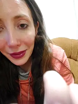 HellaryTourent online show from 01-14-26, 04:21