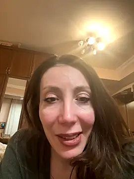 HellaryTourent online show from 11-26-25, 08:53