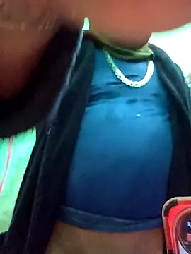 Snapshot of Mancho2289 chatting on 09-19-25, 05:44 Mancho2289 online show from 09-19-25, 05:44