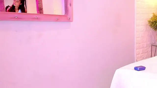 amber sparkle online show from 10-14-25, 12:50