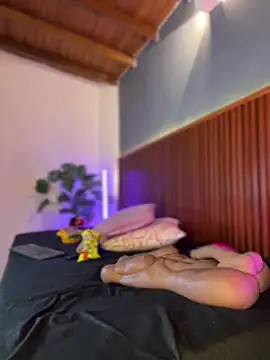 MarilynSmith01 online show from 11-16-25, 01:10