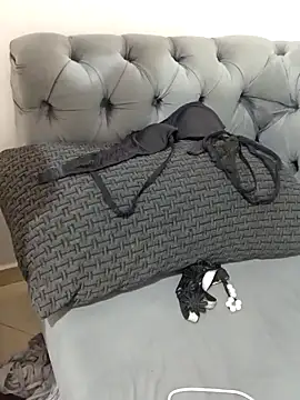 Queen-15 online show from 11-09-25, 11:42