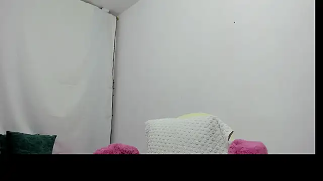 Sandy-13 online show from 10-31-25, 08:22