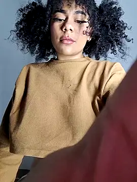 Yerystar online show from 10-29-25, 02:43