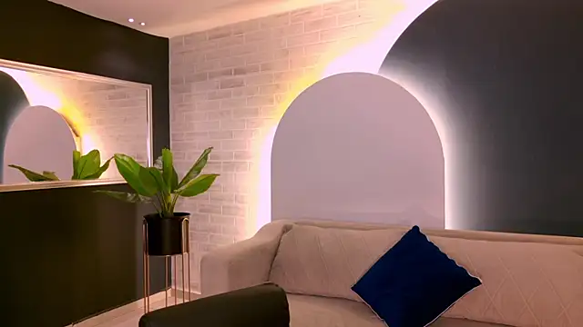 AgathaKondo  online show from 11-13-25, 07:29