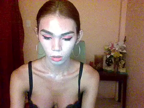 Snapshot of miss_carlas chatting on 04-23-26, 11:27 miss carlas online show from 04-23-26, 11:27