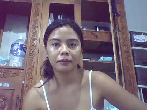 Snapshot of sweet_heaven00 chatting on 02-14-26, 02:34 sweet heaven00 online show from 02-14-26, 02:34