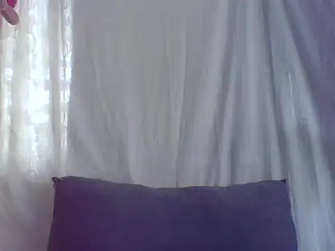 Snapshot of sweet_heaven00 chatting on 10-08-25, 01:51 sweet heaven00 online show from 10-08-25, 01:51