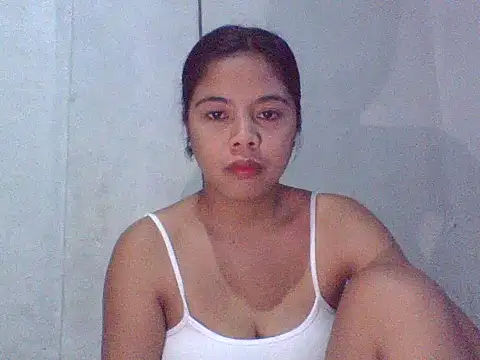 Snapshot of sweet_heaven00 chatting on 01-09-26, 10:17 sweet heaven00 online show from 01-09-26, 10:17