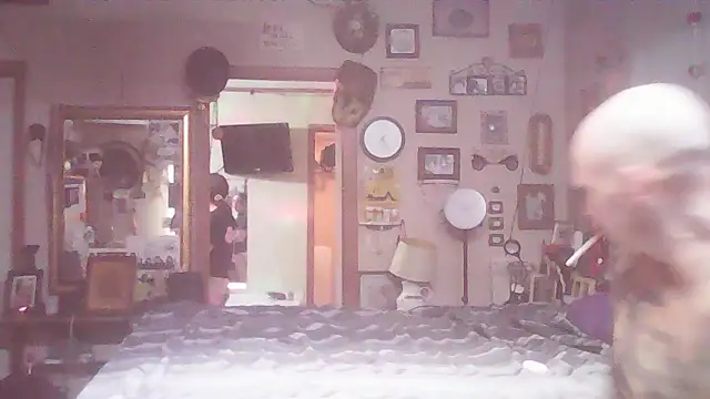 Snapshot of BonnienClyde5421 chatting on 02-25-26, 07:25 BonnienClyde5421 online show from 02-25-26, 07:25