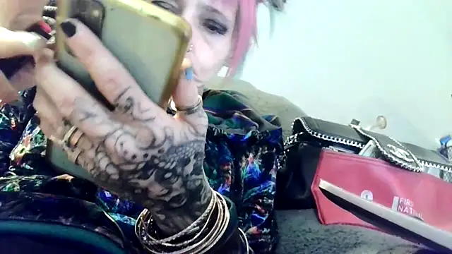 Evieskyyxh online show from 11-25-25, 06:19