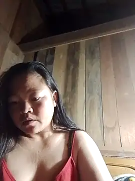 Snapshot of MaySweetb chatting on 09-27-25, 11:33 MaySweetb online show from 09-27-25, 11:33