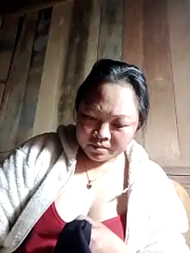 Snapshot of MaySweetb chatting on 11-02-25, 01:16 MaySweetb online show from 11-02-25, 01:16