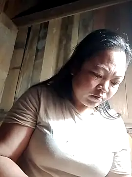 Snapshot of MaySweetb chatting on 10-08-25, 09:59 MaySweetb online show from 10-08-25, 09:59