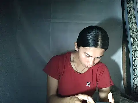 Snapshot of Asian_PrettyAle chatting on 04-29-26, 02:27 Asian PrettyAle online show from 04-29-26, 02:27