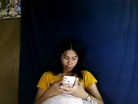 Asian PrettyAle online show from 10-13-25, 11:45