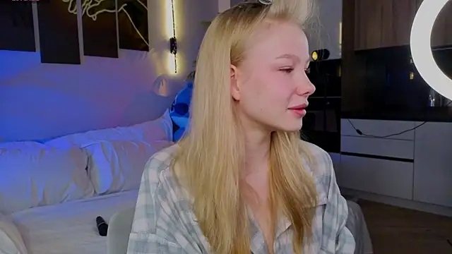 emilyshepar d online show from 04-16-26, 03:29